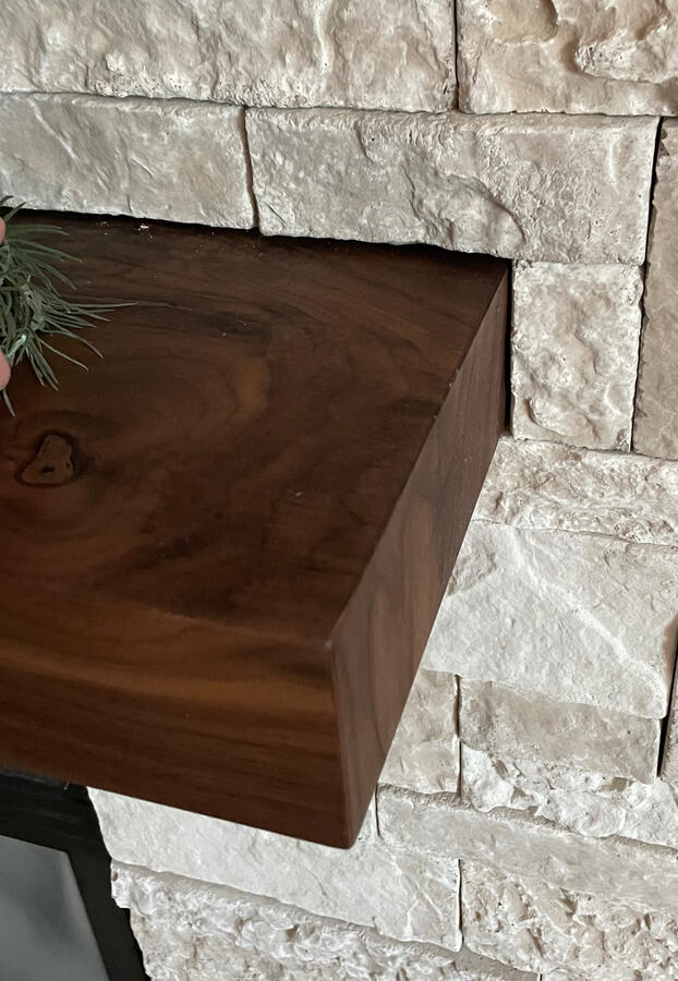 Close-up of wood grain in a waterfall style